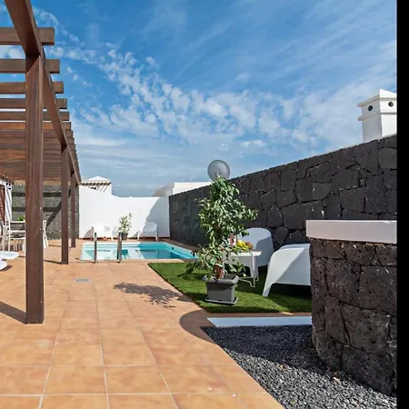 Semesterbostad Sail Private Pool By Pvl