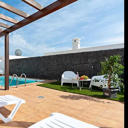 Semesterbostad Sail Private Pool By Pvl